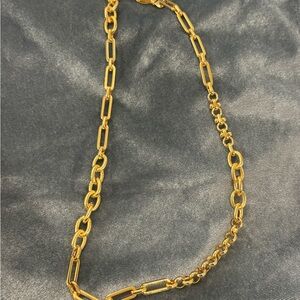 Chic Gold Link Necklace
